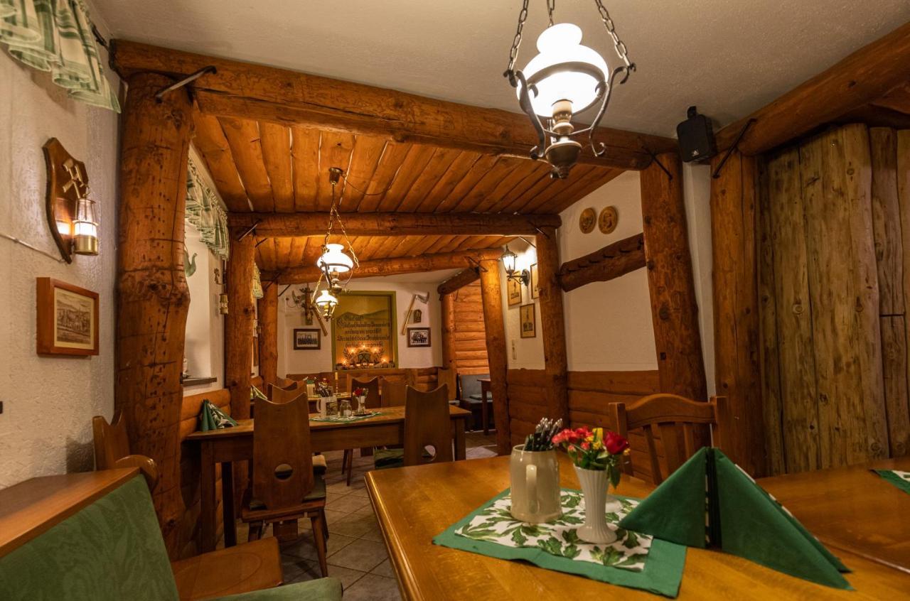 Pension Und Gaststaette Zur Knappenschaenke Thermalbad Wiesenbad Eksteriør bilde